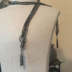 Silver and Black nevklacr